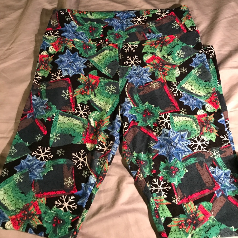 Lularoe TC Christmas leggings